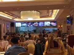 等位区-锦粤宫·精致粤菜(深圳北站店)