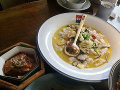 -蜜桃餐厅·伴山(湖滨商业街店)