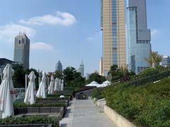 -UNI UNI(环亚凯瑟琳店)