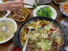 -记忆湘菜馆(芙蓉镇店)