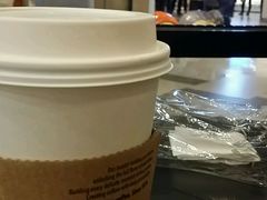 -星巴克(上海虹桥新天地二店)
