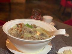 -粤尚腾香居中餐厅(首都机场希尔顿店)
