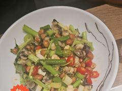 -街角等你.大连海鲜烧烤(西安路店)