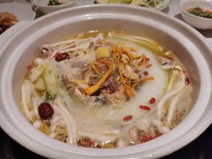 -三人行骨头王火锅(长寿店)