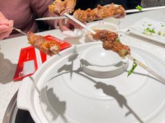 -三人行骨头王火锅(长寿店)