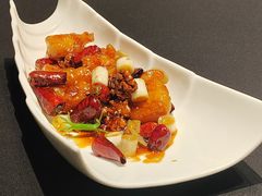 -铜锣湾·有麝自然香(渝北财富中心店)