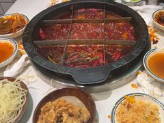 -卤校长老火锅(杨家坪直营店)