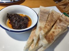 地锅馍-小小河边鱼(天润城店)