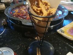 -茅草房·河畔园林火锅