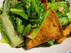 -回家乡湘菜馆(凌奥店)