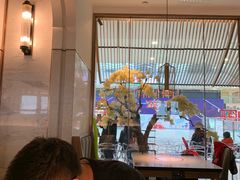 -左庭右院鲜牛肉火锅(浦江欢乐颂店)