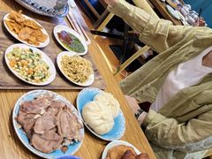 -蒙亨·手把肉·蒙古包文化主题餐厅(天恒广场店)