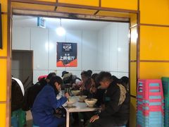 等位区-文山荷鲜居(翠湖店)