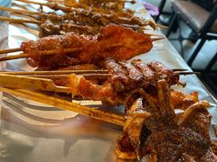 -金陵大勇烧烤·小龙虾·海鲜大咖(竹山路店)