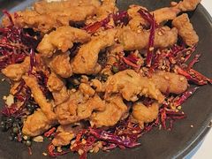 -阿瓦山寨·湘菜现炒·剁椒鱼头王(咸阳总店)