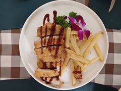 -起士林西餐厅(东经路店)
