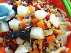 剁椒肉丝拌面-中央财经大学-食堂