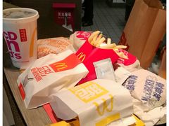 -麦当劳(燕顺路店)