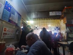 大堂-家阳赵师傅油饼包烧麦(粮道街店)