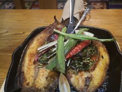 香茅草烤罗非鱼-云海肴·汽锅鸡·云南菜(天津国金汇店)