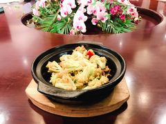 -胡记饭店(保工街店)