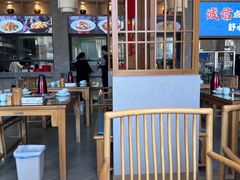 -严记小天府酸菜鱼(西四路店)