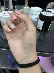 -芊屿芊浔美甲