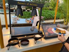 -亚龙湾希尔顿自助餐厅·海鲜·烧烤·沙滩BBQ·现场乐队