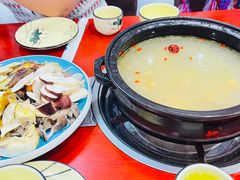 -菌之家·专业纯野生菌火锅·特色炒菌