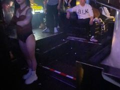 -简奥斯汀·赫本酒吧