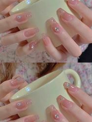 -悦指间美甲美睫