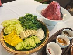 -泓0871臻选云南菜·味庄