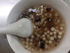 -芳婆糕团店(王府大街店)