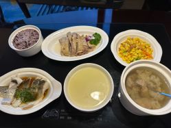 -臻康乃馨月子中心(凯宾斯基店)