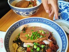 -沪西老弄堂面馆(定西路店)