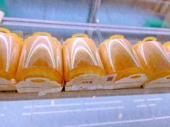 -顶东面包花园·生日蛋糕(世博店)