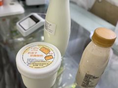 -正飞鲜奶(吐鲁番路店)
