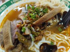 -繁仔牛杂(石排店)