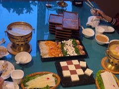 -慢丽江·云南野生菌土鸡锅(付家庄店)