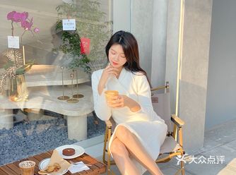顺德探店｜韩风奶油系咖啡&花艺