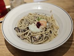 -秘密旅行Bonjour(黑金冠 江南西店)