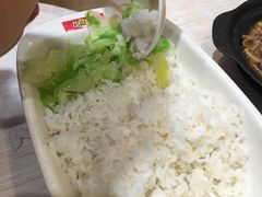 -南城香·饭香串香馄饨香(青年路店)