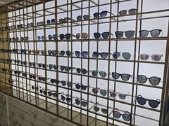 -世纪大明眼镜·林德伯格·蔡司官方授权店(武昌旗舰店)
