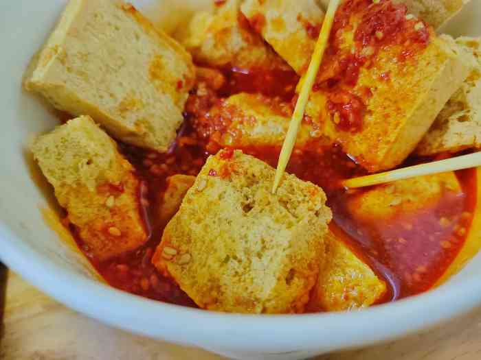 一直很火的西镇臭豆腐,已经记不清从多大年纪开始吃的了,现在每年差不