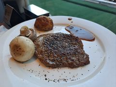 -大中华希尔顿酒店-念自助餐·海南美食·三文鱼