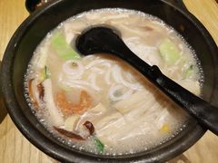 三鲜菇过桥米线-云味馆过桥米线(皇庭广场店)