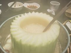 -得意咚瓜·顺德鱼生·冬瓜火锅(深圳首店)