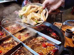 -白乐天毛肚火锅馆(南滨路店)