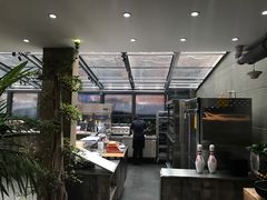 -HIGH FIVE哈福手工汉堡(桂林路店)