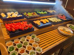 -牛YO寿喜烧·铁板烧和牛火锅自助(市府恒隆店)